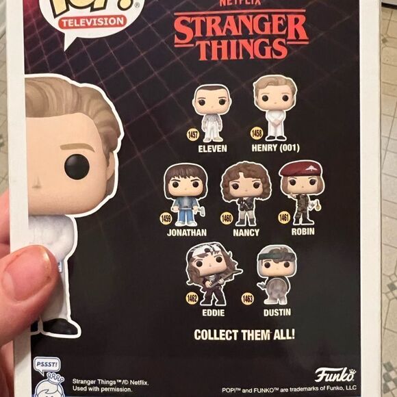 Funko Pop HENRY/001 Stranger Things Vinyl Figure - Picture 8 of 8